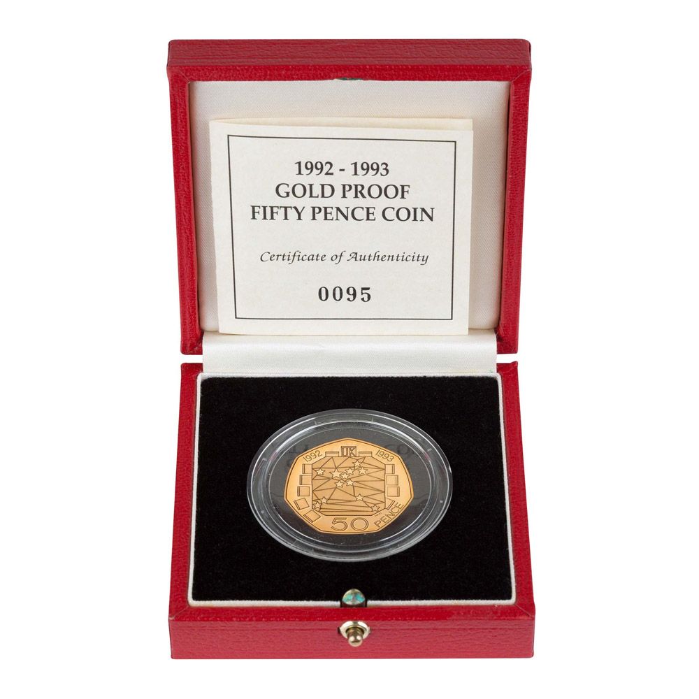 1992-1993 Royal Mint 26.32g 22ct Gold Proof Fifty Pence Coin 3